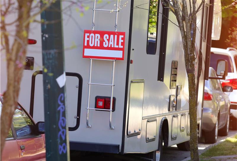 Is Selling Your Motorhome Online Safe?