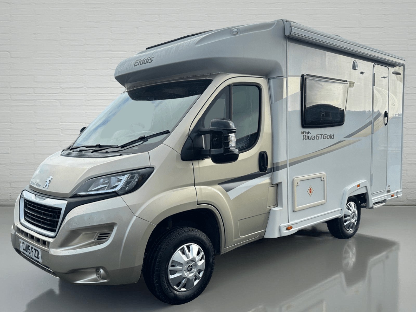 Elddis Riva Gold 115 nearside front external