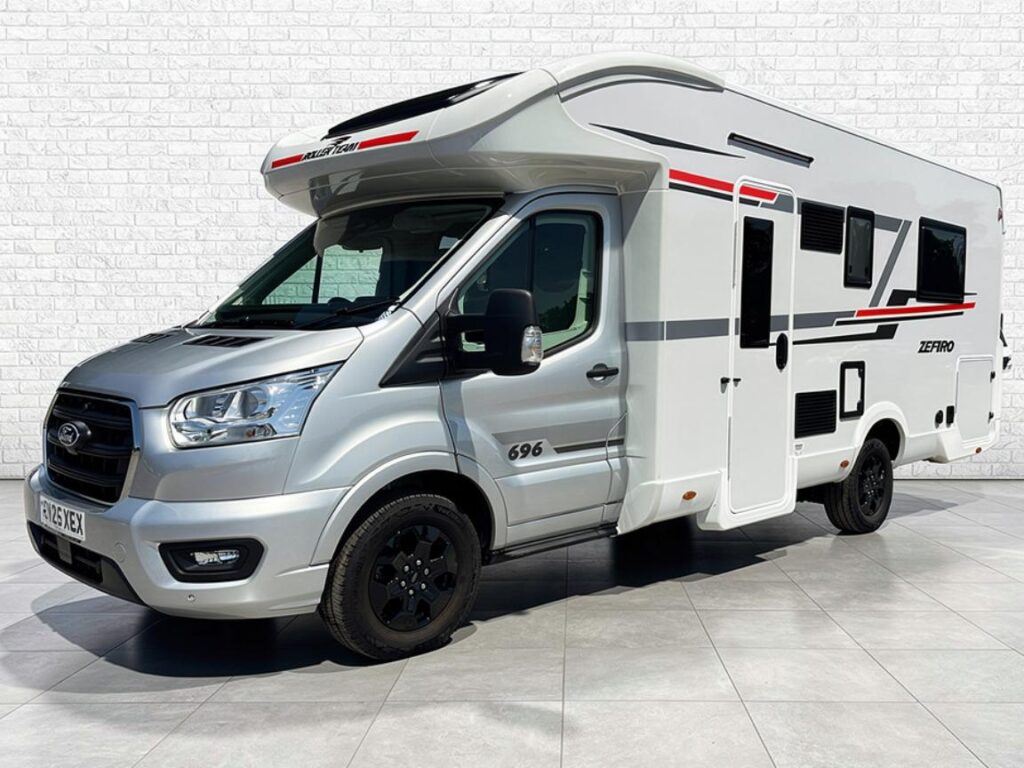 New Rollerteam Zefiro 696 Motorhome UC6374