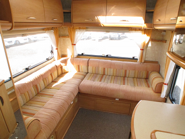 2002-swift-sundance-590-rl-6.jpg