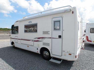  2003-autosleeper-luxor-for-sale-uc5600-3.jpg