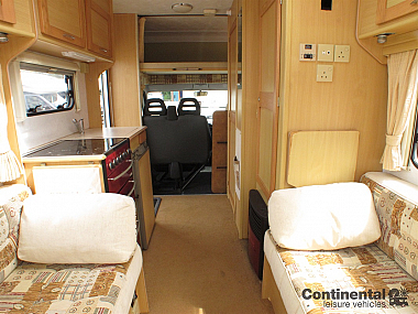  2003-compass-avantgarde-400-for-sale-uc5787-33.jpg