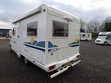  2003-pilote-pacific-72-motorhome-for-sale-uc5666-5.jpg