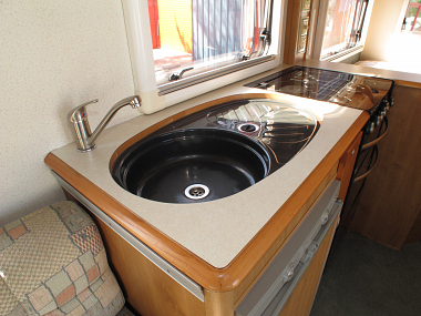  2004-autotrail-cheyenne-632-for-sale-uc5572-24.jpg