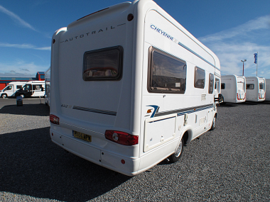  2004-autotrail-cheyenne-632-for-sale-uc5572-6.jpg