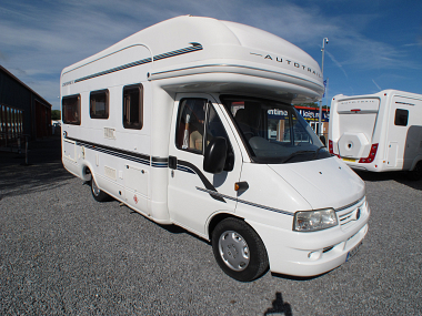  2004-autotrail-cheyenne-632-for-sale-uc5572-9.jpg