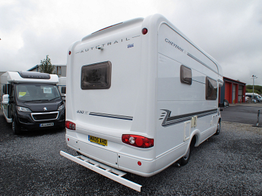  2005-autotrail-cheyenne-630se-for-sale-uc5620-6.jpg