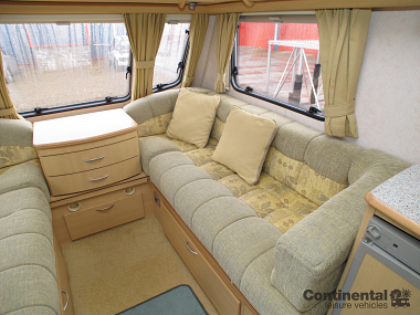  2005-coachman-atlantia-5304-for-sale-uc5626-9.jpg