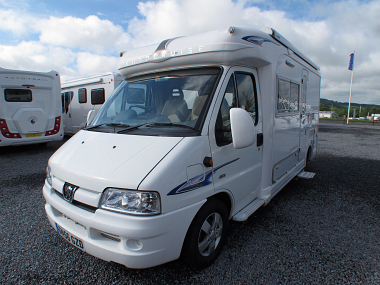  2006-autocruise-starburst-for-sale-uc5573-2.jpg