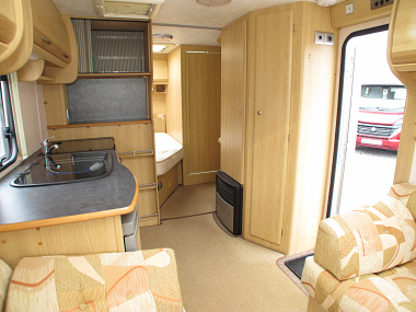  2007-coachman-amara-5304-for-sale-uc5734-25.jpg