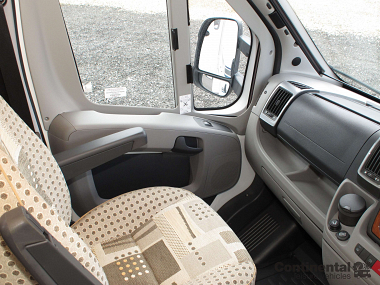  2008-autotrail-apache-700-for-sale-uc5668-14.jpg