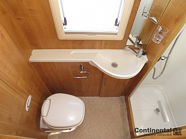  2008-autotrail-cheyenne-740s-for-sale-uc5780-31.jpg