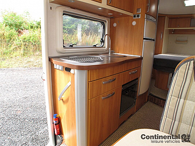  2009-hymer-b698-for-sale-uc5806-26.jpg