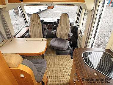  2009-hymer-b698-for-sale-uc5806-35.jpg