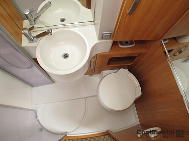  2009-hymer-b698-for-sale-uc5806-49.jpg