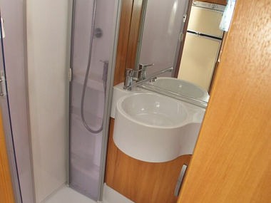  2009-hymer-b698-for-sale-uc5806-53.jpg