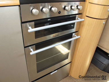 2009-swift-kontiki-645-for-sale-uc5721-26.jpg