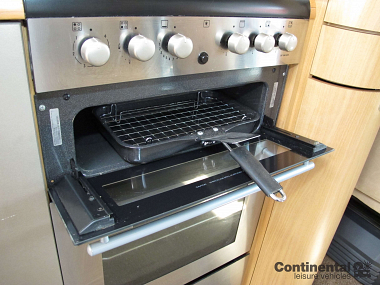  2009-swift-kontiki-645-for-sale-uc5721-27.jpg