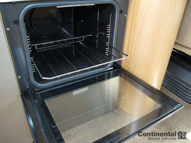  2009-swift-kontiki-645-for-sale-uc5721-28.jpg