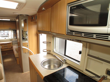  2009-swift-kontiki-645-for-sale-uc5721-36.jpg