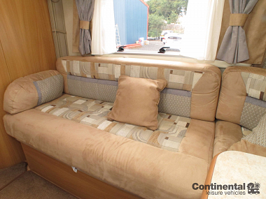  2009-swift-kontiki-645-for-sale-uc5721-43.jpg