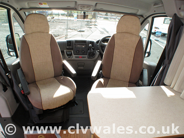  2010-adria-twin-uc5491-15.jpg