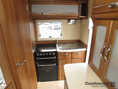  2010-autosleeper-broadway-for-sale-uc5725-23.jpg