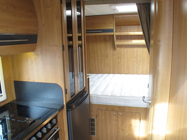  2010-autotrail-apache-632-for-sale-ros281-22.jpg