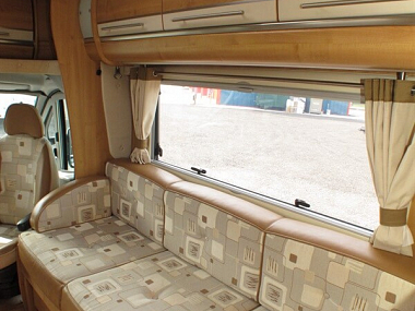  2010-autotrail-dakota-for-sale-ros266-21.jpg