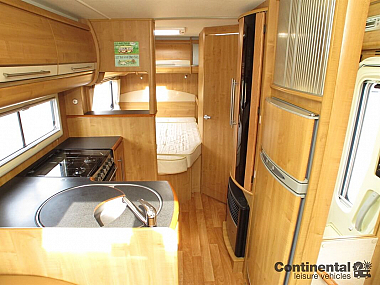  2010-autotrail-dakota-for-sale-ros266-25.jpg