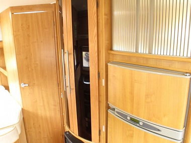  2010-autotrail-dakota-for-sale-ros266-40.jpg