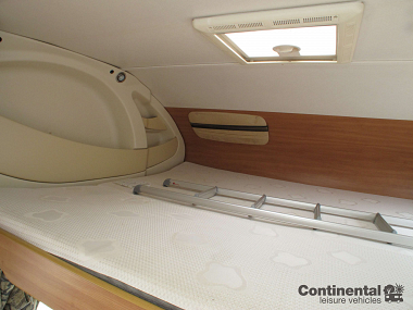  2010-chausson-flash-03-for-sale-uc5685-28.jpg