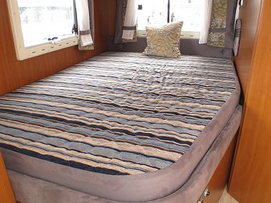  2010-chausson-welcome-85-for-sale-ros239-33.jpg