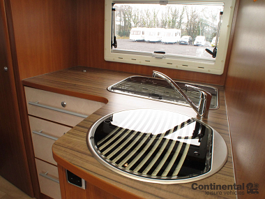  2010-chausson-welcome-85-for-sale-uc5670-17.jpg