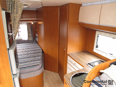  2010-chausson-welcome-85-for-sale-uc5670-34.jpg