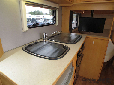  2010-elddis-autoquest-155-for-sale-uc5720-23.jpg