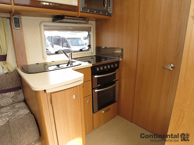 2011-autocruise-augusta-for-sale-uc5726-27.jpg