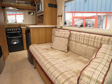  2011-autosleeper-lancashire-for-sale-uc5549-23.jpg