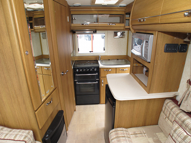  2011-autosleeper-lancashire-for-sale-uc5549-25.jpg