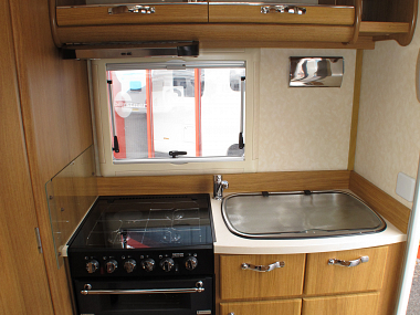  2011-autosleeper-lancashire-for-sale-uc5549-40.jpg