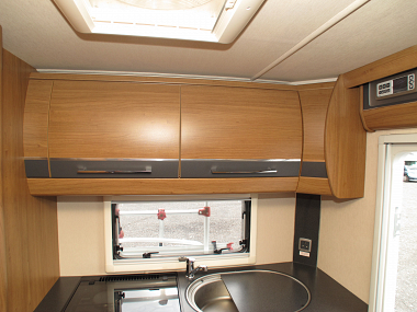  2011-autotrail-frontier-navajo-for-sale-uc5581-44.jpg