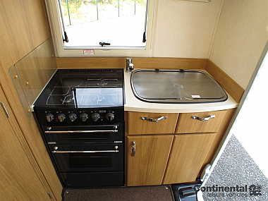  2012-autosleeper-lancashire-for-sale-uc5785-31.jpg