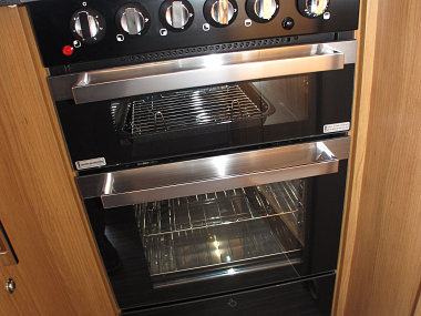  2012-autotrail-frontier-delaware-ros221-41.jpg
