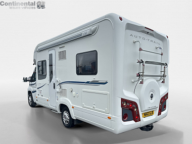  2012-autotrail-tracker-fb-for-sale-uc5991-3.jpg