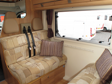  2012-bailey-approch-760se-for-sale-uc5554-34.jpg