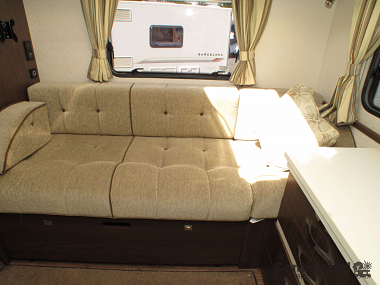  2012-elddis-aspire-240-for-sale-uc5716-37.jpg