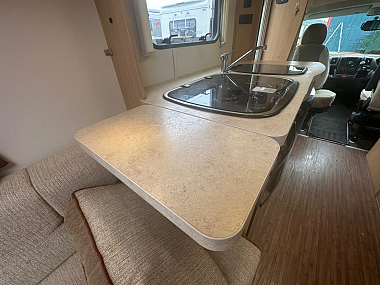  2012-elddis-autoquest-140-for-sale-uc6132-31.jpg