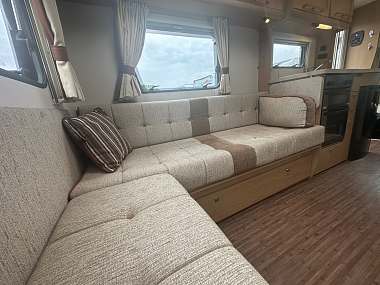  2012-elddis-autoquest-140-for-sale-uc6132-42.jpg