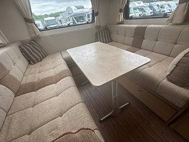  2012-elddis-autoquest-140-for-sale-uc6132-47.jpg