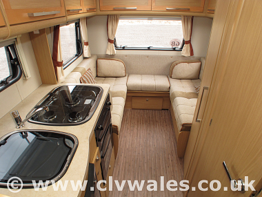  2012-elddis-autoquest-145-uc5466-50.jpg